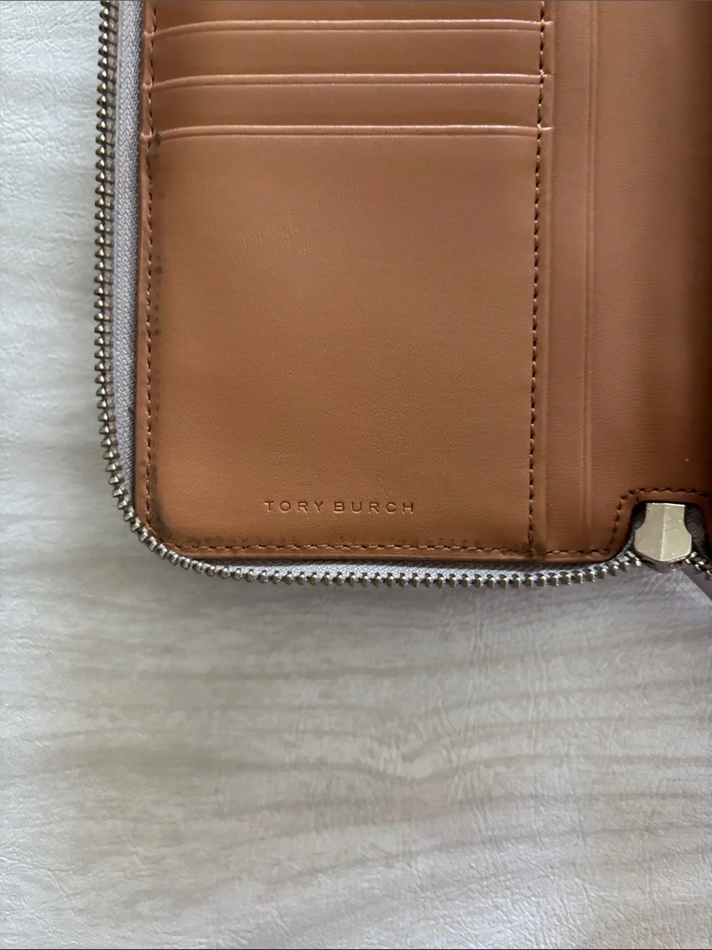 Tory Burch Robinson Leather Zip Around Continental Wallet Taupe